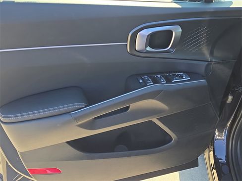New 2026 Kia Sorento LX image 19
