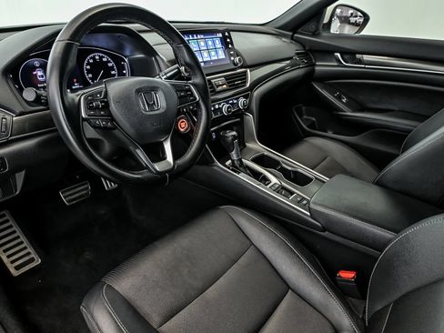 Used 2019 Honda Accord Sport image 10