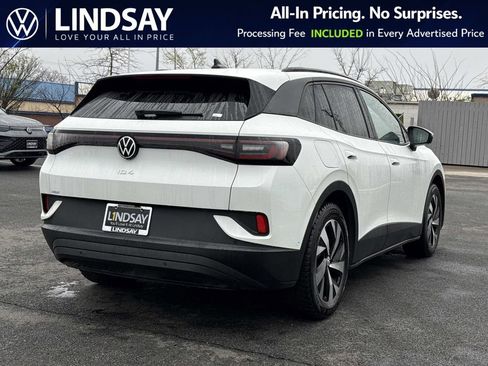 Used 2023 Volkswagen ID.4 2WD image 3