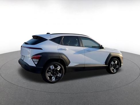 Used 2025 Hyundai Kona SEL image 15