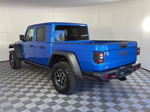 New 2026 Jeep Gladiator Rubicon w/ Steel Power Dome Hood Package AWD/4WD image 6