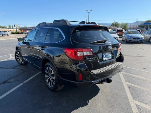 Used 2016 Subaru Outback 3.6R Limited AWD/4WD image 5