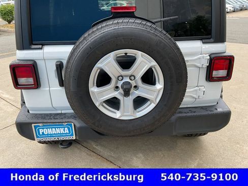 Used 2021 Jeep Wrangler Unlimited Sport AWD/4WD image 14