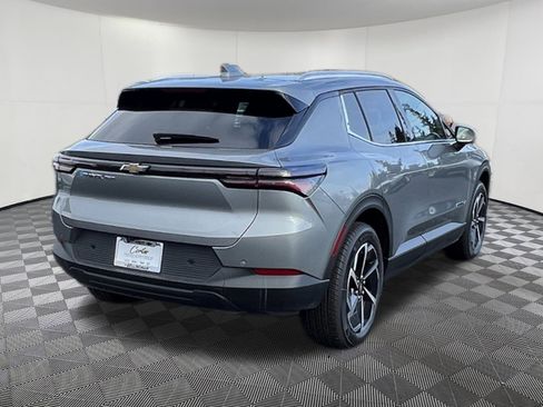New 2026 Chevrolet Equinox EV LT image 6