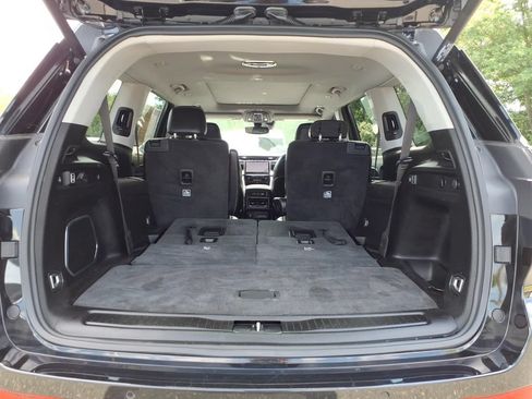 Used 2021 Jeep Grand Cherokee L Limited AWD/4WD image 18