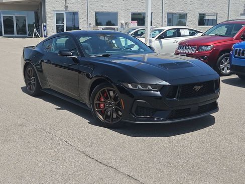 Used 2024 Ford Mustang GT Premium RWD image 26