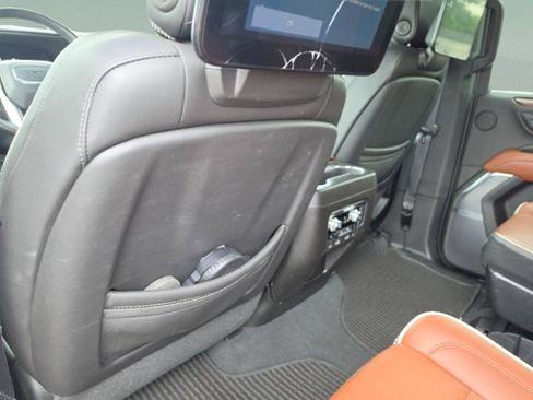 Used 2023 GMC Yukon Denali Ultimate AWD/4WD image 25
