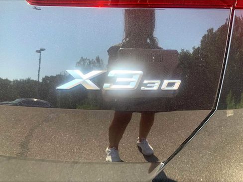 Used 2025 BMW X3 xDrive30i w/ Premium Package image 15