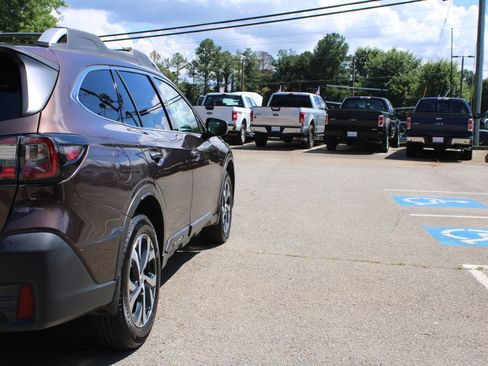 Used 2021 Subaru Outback Touring w/ Popular Package #2 AWD/4WD image 34