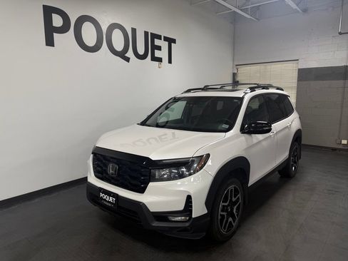 Used 2023 Honda Passport Elite image 2