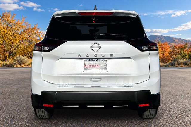 New 2026 Nissan Rogue SV FWD image 4