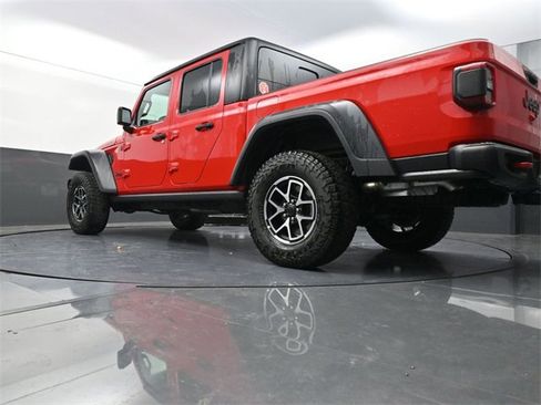 New 2025 Jeep Gladiator Rubicon w/ Convenience Group image 21