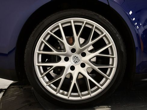 Used 2020 Porsche Panamera 4 image 17