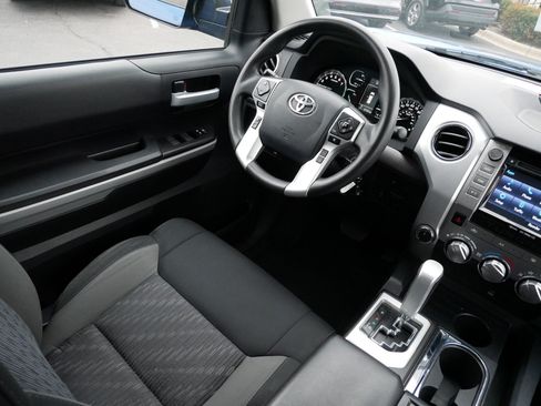 Used 2018 Toyota Tundra SR5 w/ TRD Off Road Package image 9