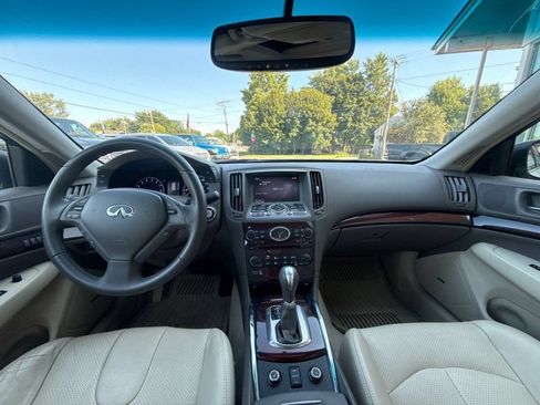 Used 2012 INFINITI G37 x Sedan w/ Premium Pkg AWD/4WD image 21