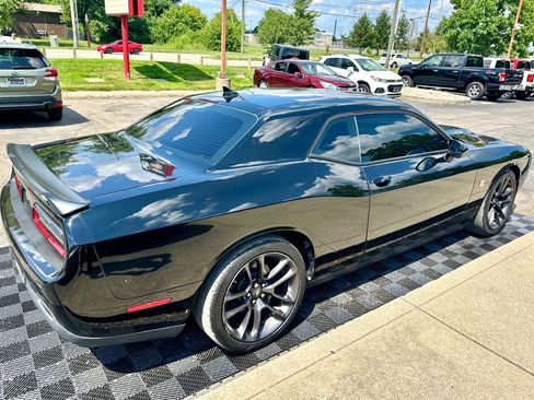 Used 2020 Dodge Challenger R/T Scat Pack w/ Plus Package image 8