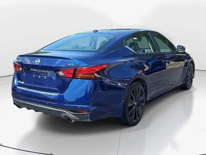 Used 2022 Nissan Altima 2.5 SR