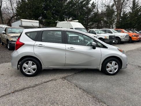 Used 2018 Nissan Versa Note S image 6