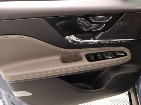 New 2026 Lincoln Corsair Reserve AWD/4WD image 16