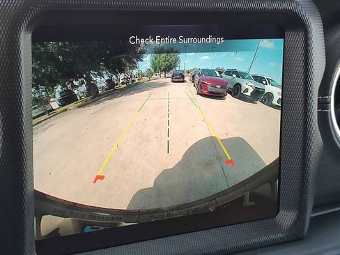 Used 2023 Jeep Wrangler Unlimited Sahara w/ Cold Weather Group image 37