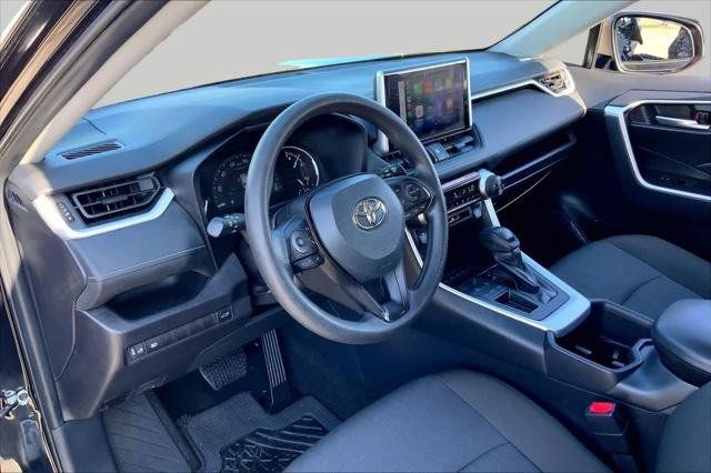 Certified 2025 Toyota RAV4 XLE w/ Convenience Package FWD image 17