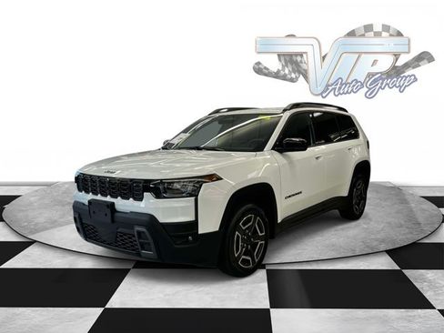Used 2026 Jeep Cherokee Limited AWD/4WD image 2