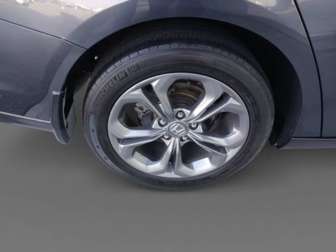 Used 2023 Honda Accord EX image 10