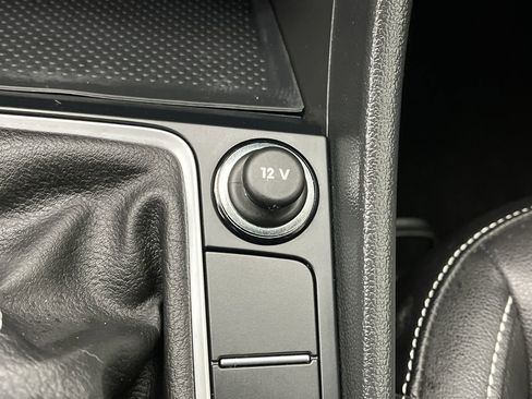 Used 2024 Volkswagen Jetta SE image 21