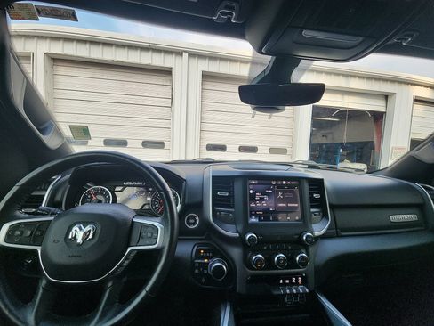 Used 2022 RAM 1500 Big Horn AWD/4WD image 17