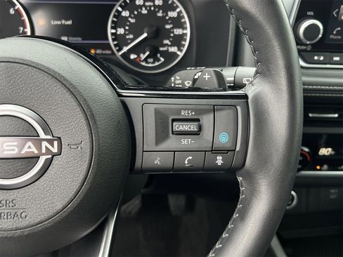 Certified 2023 Nissan Rogue SV w/ SV Premium B Package image 12