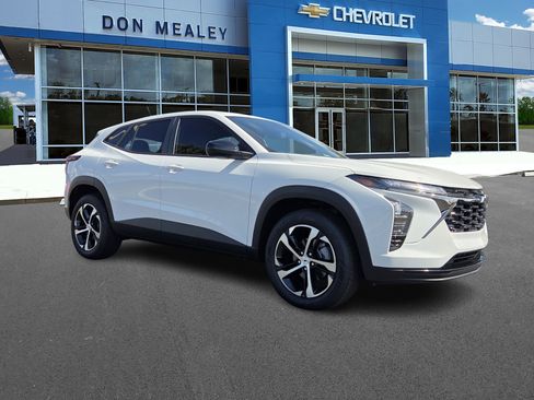 New 2026 Chevrolet Trax RS w/ Driver Confidence Package FWD image 1