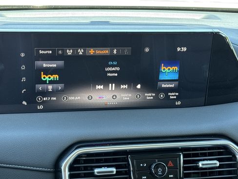 New 2025 Nissan Armada SV image 19