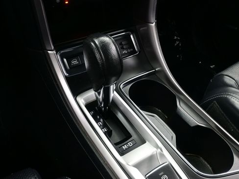 Used 2019 Subaru Ascent Limited w/ Popular Package #3 image 24