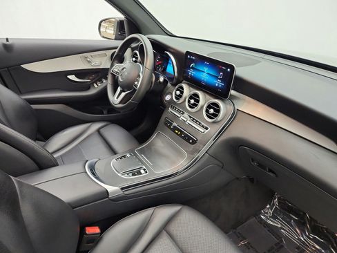 Used 2021 Mercedes-Benz GLC 300 image 18