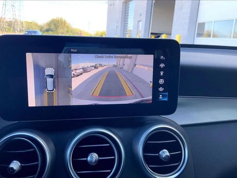 Used 2021 Mercedes-Benz GLC 300 image 26