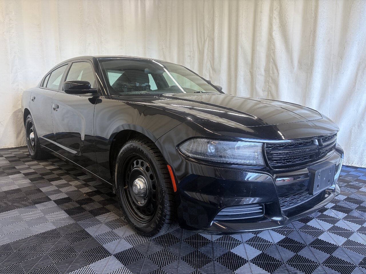 Used 2019 Dodge Charger Police w/ Street Appearance Group AWD/4WD image 2