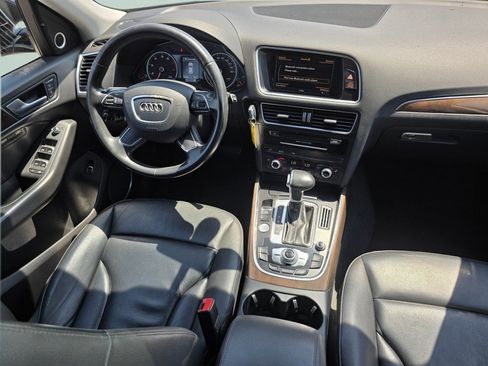 Used 2017 Audi Q5 2.0T Premium Plus w/ Technology Package AWD/4WD image 27