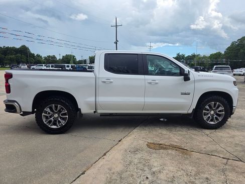 Used 2020 Chevrolet Silverado 1500 LT w/ Texas Edition RWD image 8