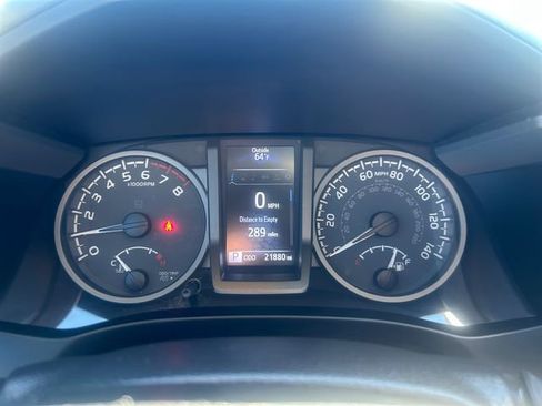 Used 2021 Toyota Tacoma TRD Off-Road w/ TRD Premium Off Road Package image 14