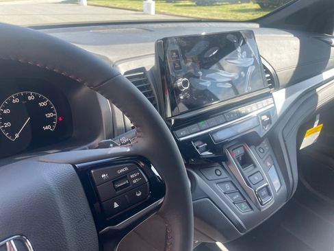 New 2026 Honda Odyssey Sport-L image 19