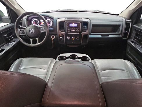 Used 2016 RAM 1500 Express image 9