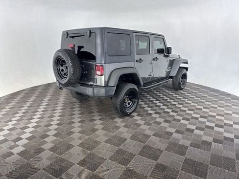 Used 2017 Jeep Wrangler Unlimited Sport w/ Quick Order Package 24S AWD/4WD image 5