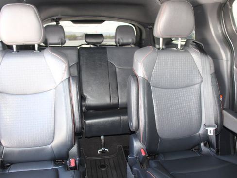 Certified 2021 Toyota Sienna XSE w/ XSE Plus Package AWD/4WD image 23