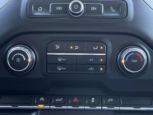 Used 2020 Chevrolet Silverado 1500 Custom w/ Custom 2.7L Value Package AWD/4WD image 32