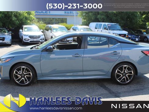 Used 2024 Nissan Sentra SR FWD image 2