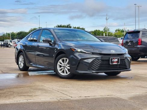 Used 2026 Toyota Camry LE FWD image 2