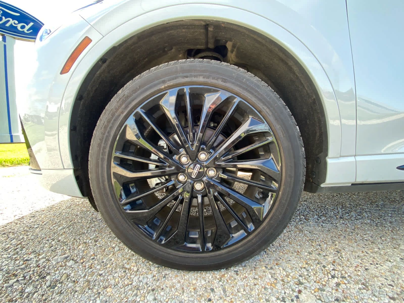 Used 2025 Lincoln Corsair Reserve w/ Jet Appearance Package AWD/4WD image 15