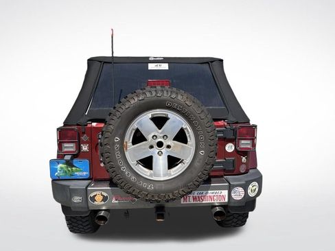 Used 2008 Jeep Wrangler Unlimited Sahara AWD/4WD image 7