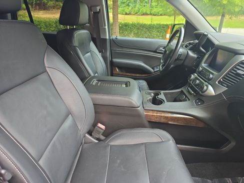 Used 2017 Chevrolet Tahoe LT AWD/4WD image 10