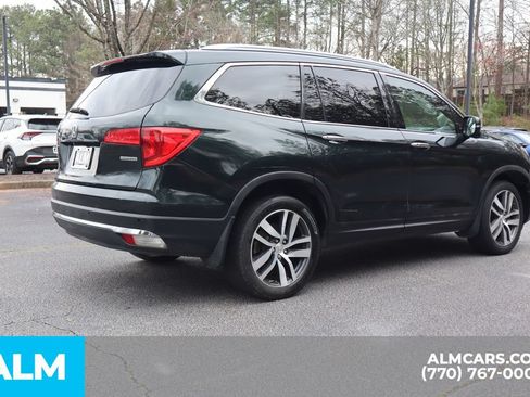 Used 2018 Honda Pilot Touring image 6